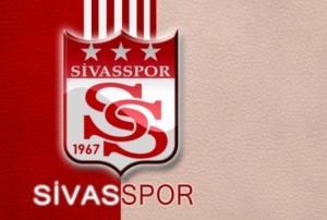 Sivasspor 6 futbolcuyu kadrosuna kat