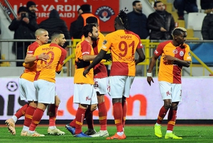 Galatasaray, bu sezon iki mata da Paay 4-1 yendi