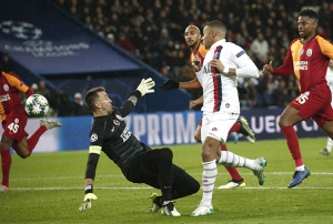 UEFA ampiyonlar Ligi: Paris Saint-Germain: 5 - Galatasaray: 0