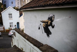 Banksynin son eserini duvarna yapt evin fiyat 17 kat artt