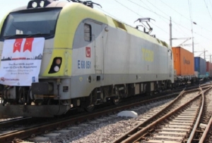 41 vagonlu 2 ihracat treni Kocaeli'den yola kt
