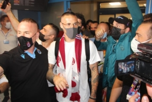 Hamsik'e Trabzon'da cokulu karlama