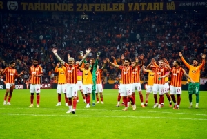 Galatasaray, İstanbul takımlarına kaybetmedi