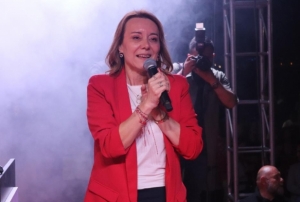İzmir'de 8 kadın belediye başkanı dnemi