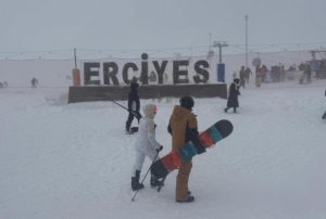 Erciyes'te kar kalınlığı 130 santime ulaştı