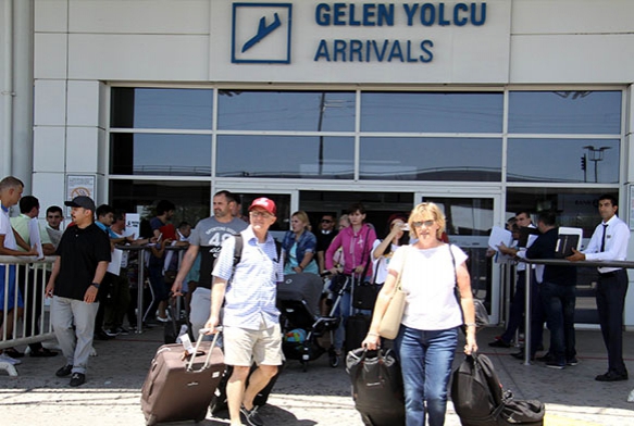 Antalya 9 milyon turiste kouyor