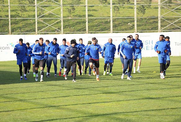 Evkur Yeni Malatyaspor bu kez ligde Galatasarayn konuu