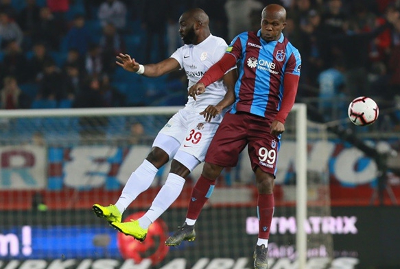 Trabzonspor'da, Nwakaeme seriye balad