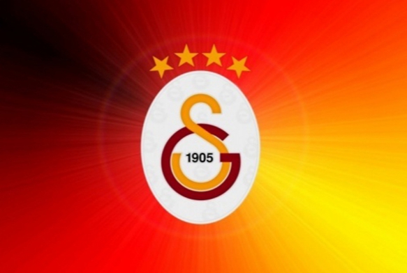 ampiyon Galatasaray sahaya iniyor