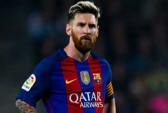 Messi transfer iddialarn yalanlad