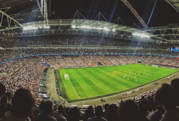 Euro 2020'de Azerbaycan'daki malar seyircili oynanacak