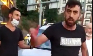 Alibeyköy'de trafik magandası kadın şoförü tokatladı