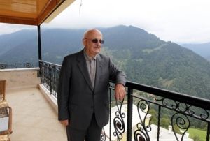 AK Parti'nin TBMM Bakan aday smail Kahraman oldu