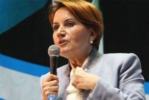 MHP'de Meral Akener'de bayrak at!