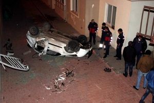 Direksiyon hakimiyetini kaybetti, baheye utu