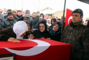 ehit Polis Son Yolculuuna Uurland