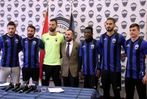 Erciyesspor'dan gvde gsterisi