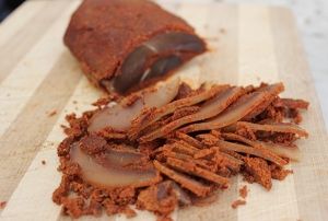 Bir hindi etinden pastrmamz eksikti!