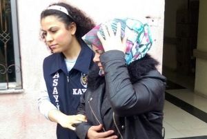 Suriyeli gelin kaarken yakaland