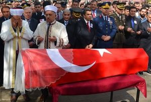 Ayegl Prnek duvayla uurland