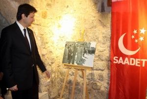 'Necmettin Erbakan' fotoraf sergisi ald
