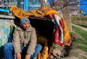 3 yldr tabut byklndeki barakada yayor