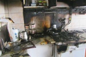 Ocakta unutulan yemek evi harabeye evirdi