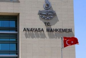 Anayasa Mahkemesi dokunulmazlk kararn verdi