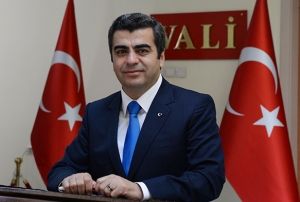 Vali Orhan Dzgn'den Veda Mesaj