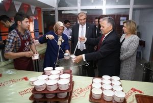 Erciyes Feneri'nin Hayrseveri Bakan Bykkl Oldu