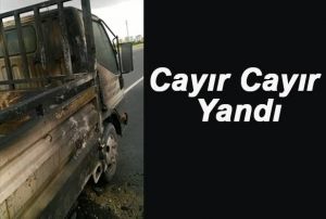 Seyir halindeki kamyonet yand