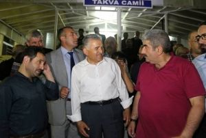 Bakan Bykkl'a Yeniky Mahallesi'nde Youn lgi