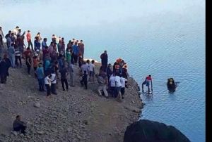 Serinlemek iin girdii sarmsakl baraj'nda bouldu