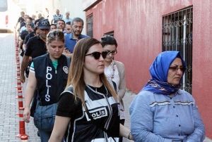 Kayseride FET/PDY operasyonunda 17 avukat adliyeye karld