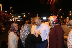 Demokrasi nbeti sona erdi