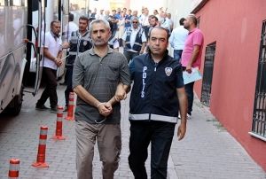 FET/PDY operasyonunda 40 polis adliyede