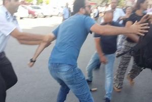 Gazetecilere coplu saldr