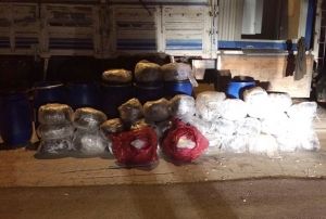 Varillerin iinde 190 kilo esrar ele geirildi