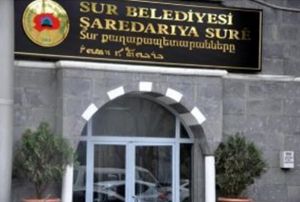 Sur ve Silvan Belediyelerine Kayyum Atand