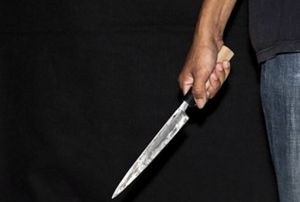 Miras kavgas; 70 yandaki eini 25 yerinden baklayarak ldrd