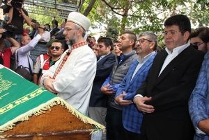 Boydak'larn annesi Huriye Boydak son yolculuuna uurland