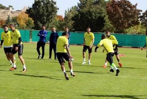  Kayserispor, Beiktaa bileniyor