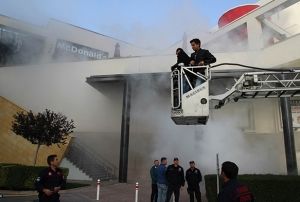 Forum Kayseri'de gerei aratmayan tatbikat