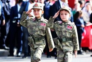 Kayseri'de Cumhuriyet Bayram cokusu