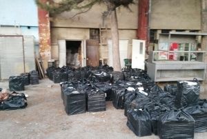 Ev Eyalarnn Arasna 58 Bin Paket Kaak Sigara Gizlediler