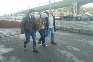 Kendini Savc Olarak Tantan Ve Dolandrclk Yapan Zanl Yakaland