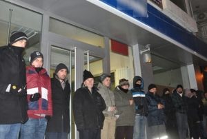 Bu kuyruk baka: 6 gndr bekliyorlar