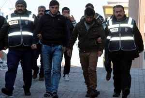 Hrszlk zanllar: Hangi kanalda kacak, akam izleyelim
