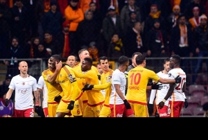 Kayseri Galatasaray'da yakt