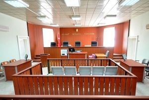 Av tfekli cinayette 4 sank ilk kez hakim karsnda